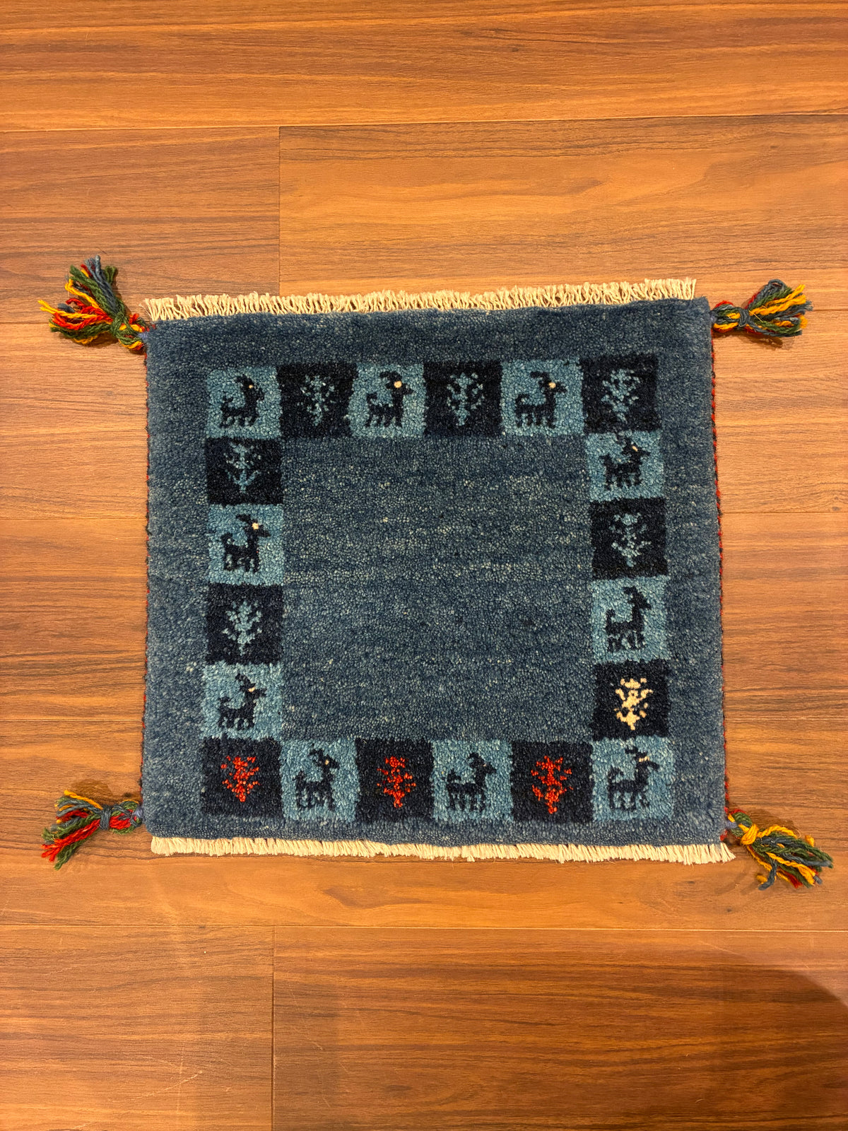 【千葉店】ギャッベ 43cm x 39cm Z3595