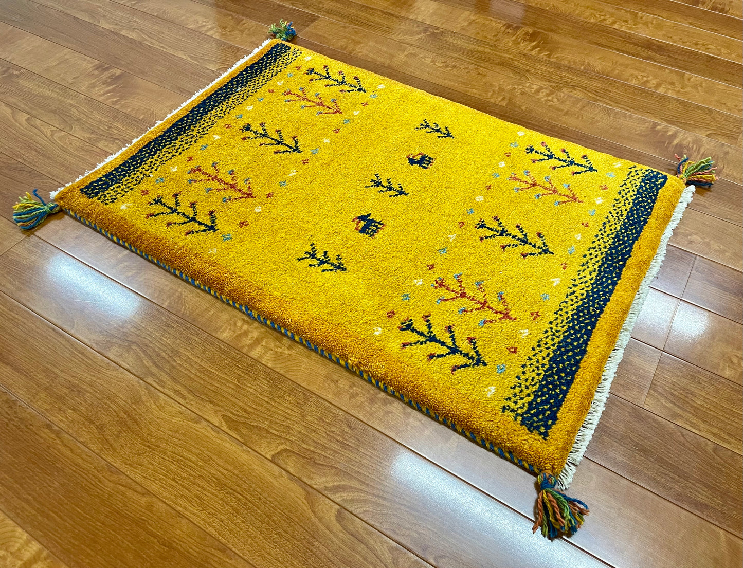 【オンライン限定】ギャッベ 88cm x 60cm RJ8649