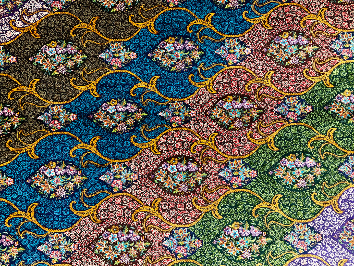 クム ジャムシード工房 210cm x 136cm A22451