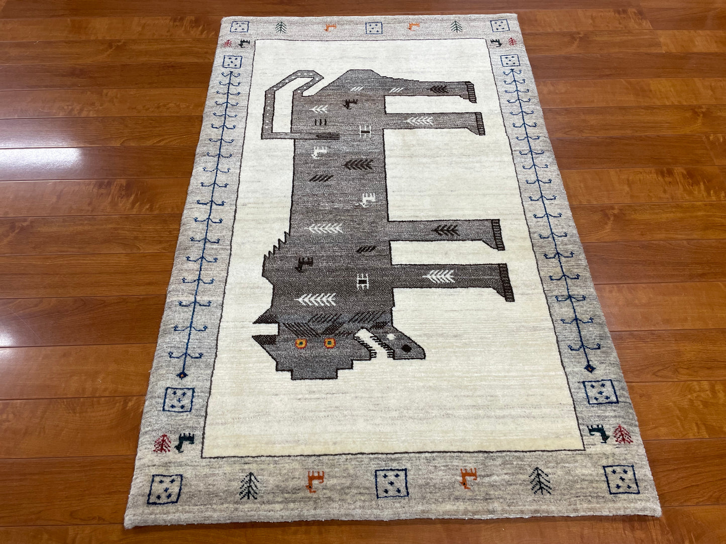 【オンライン限定】カシュクリギャッベ 130cm x 82cm RJ15168