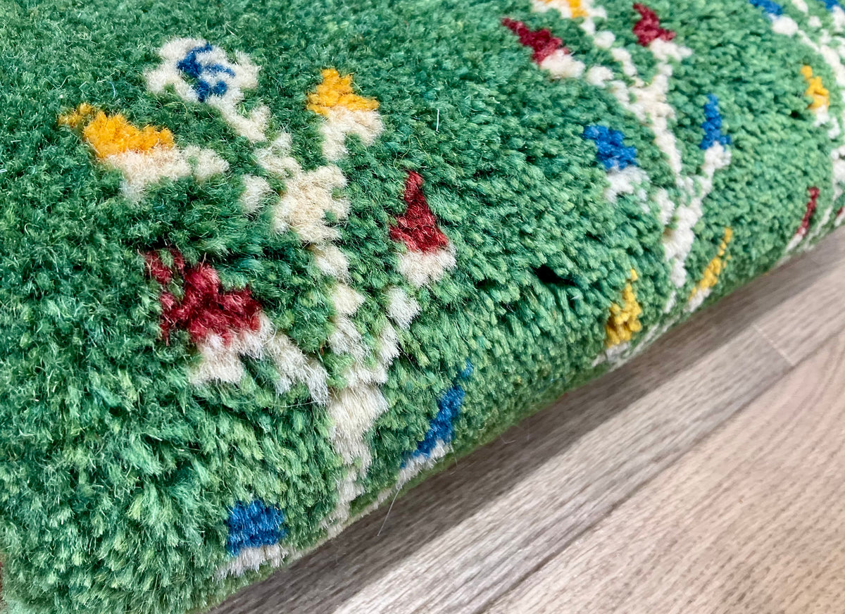 【福岡店】ギャッベ 45cm x 39cm T9684