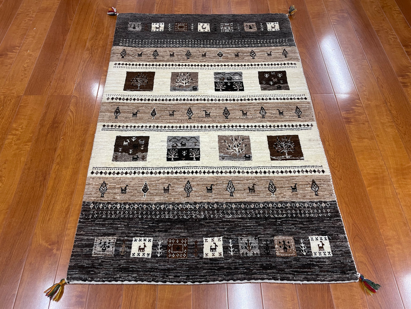 【オンライン限定】カシュクリギャッベ 130cm x 87cm RD13607