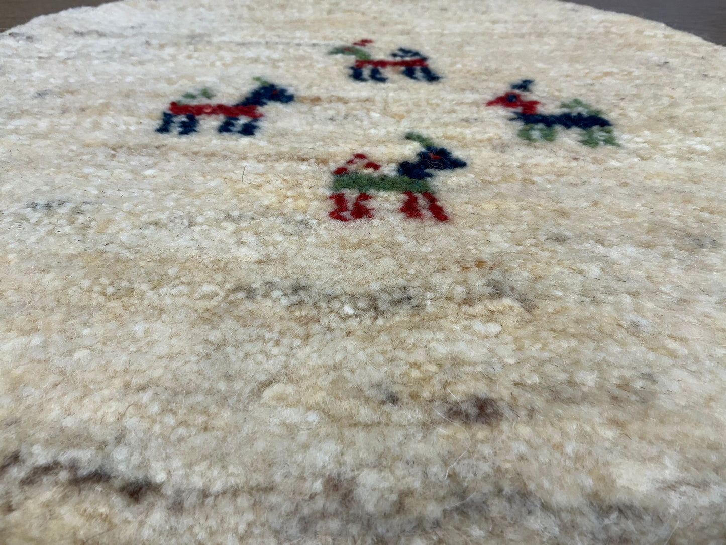 ギャッベ 42cm x 42cm T132