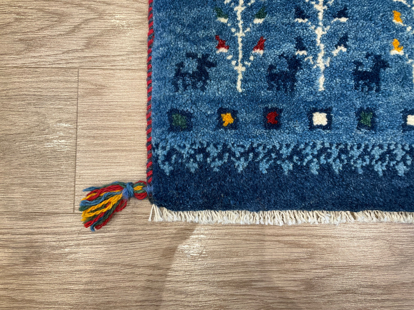 ギャッベ 42cm x 38cm Z840