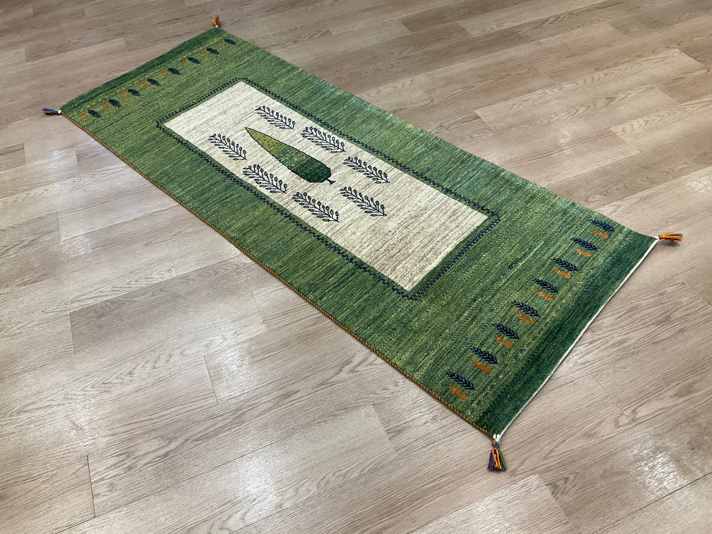 カシュクリギャッベ  206cm x 80cm RJ7862