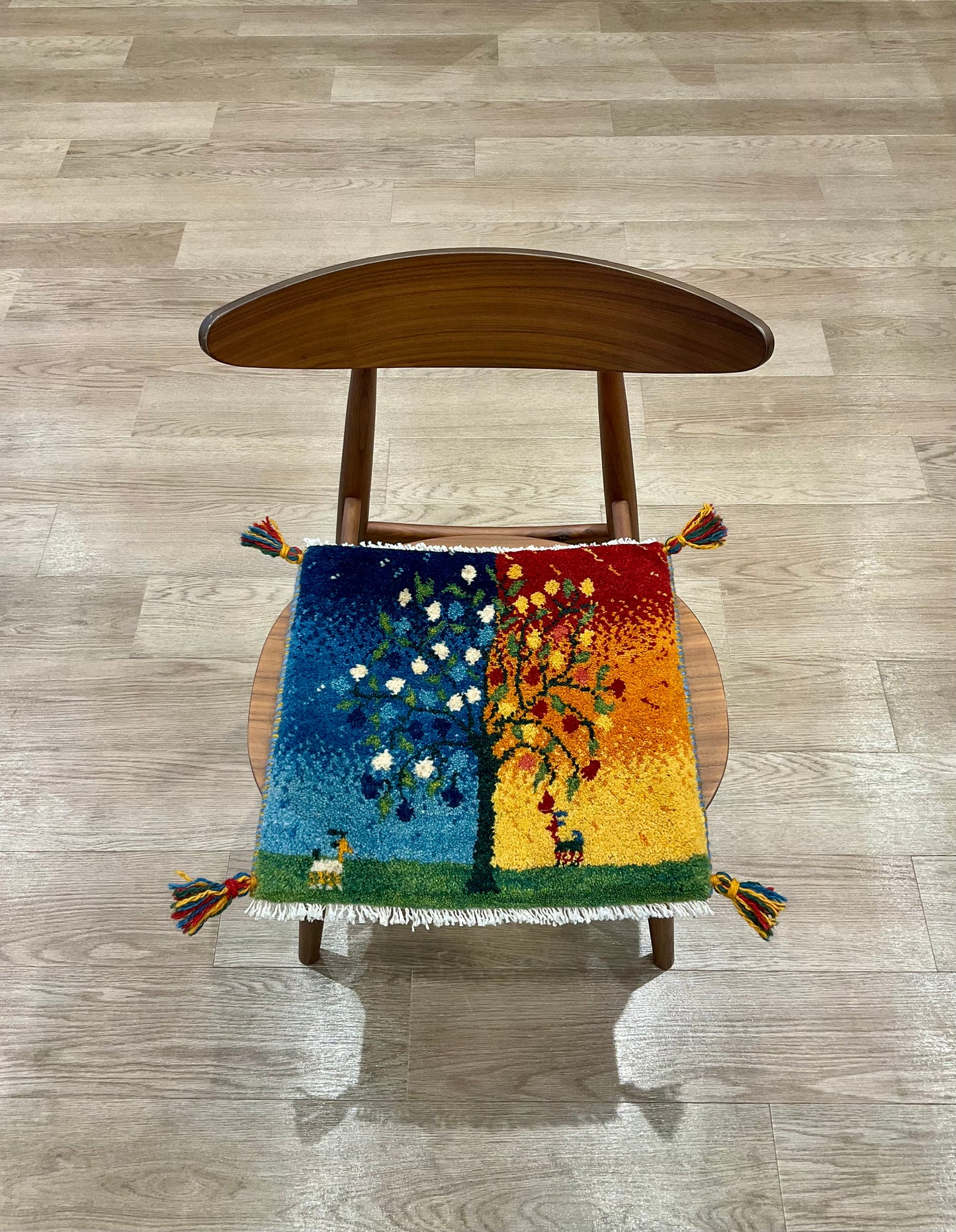 ギャッベ 42cm x 41cm T6760