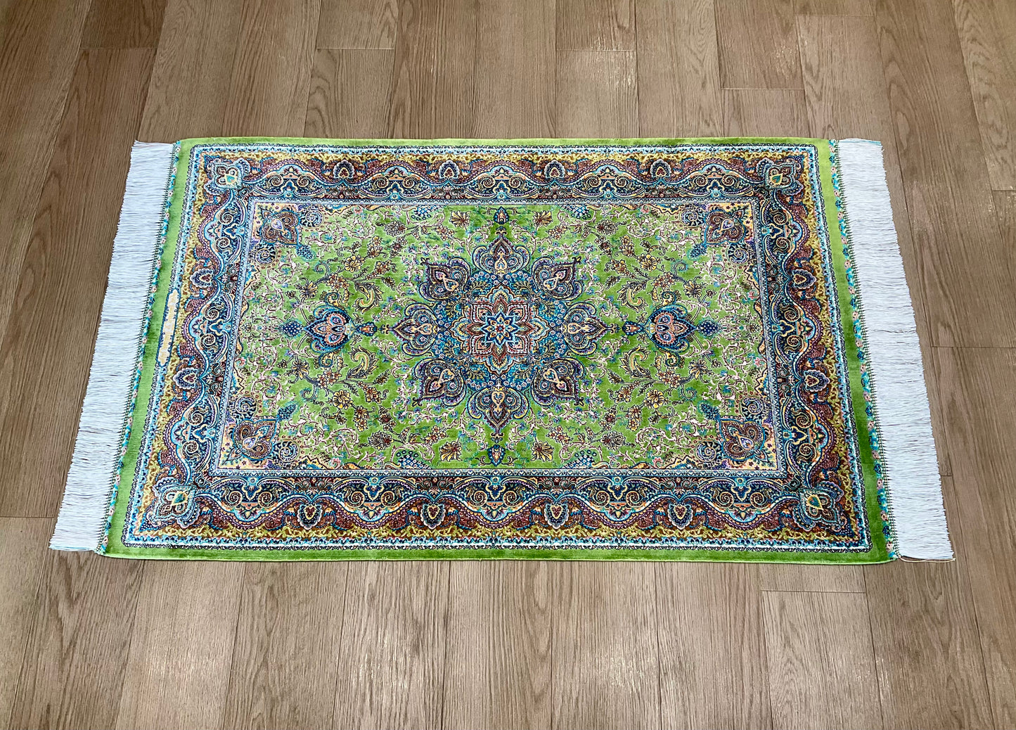 ペルシャンシルク 120cm x 80cm PS10863