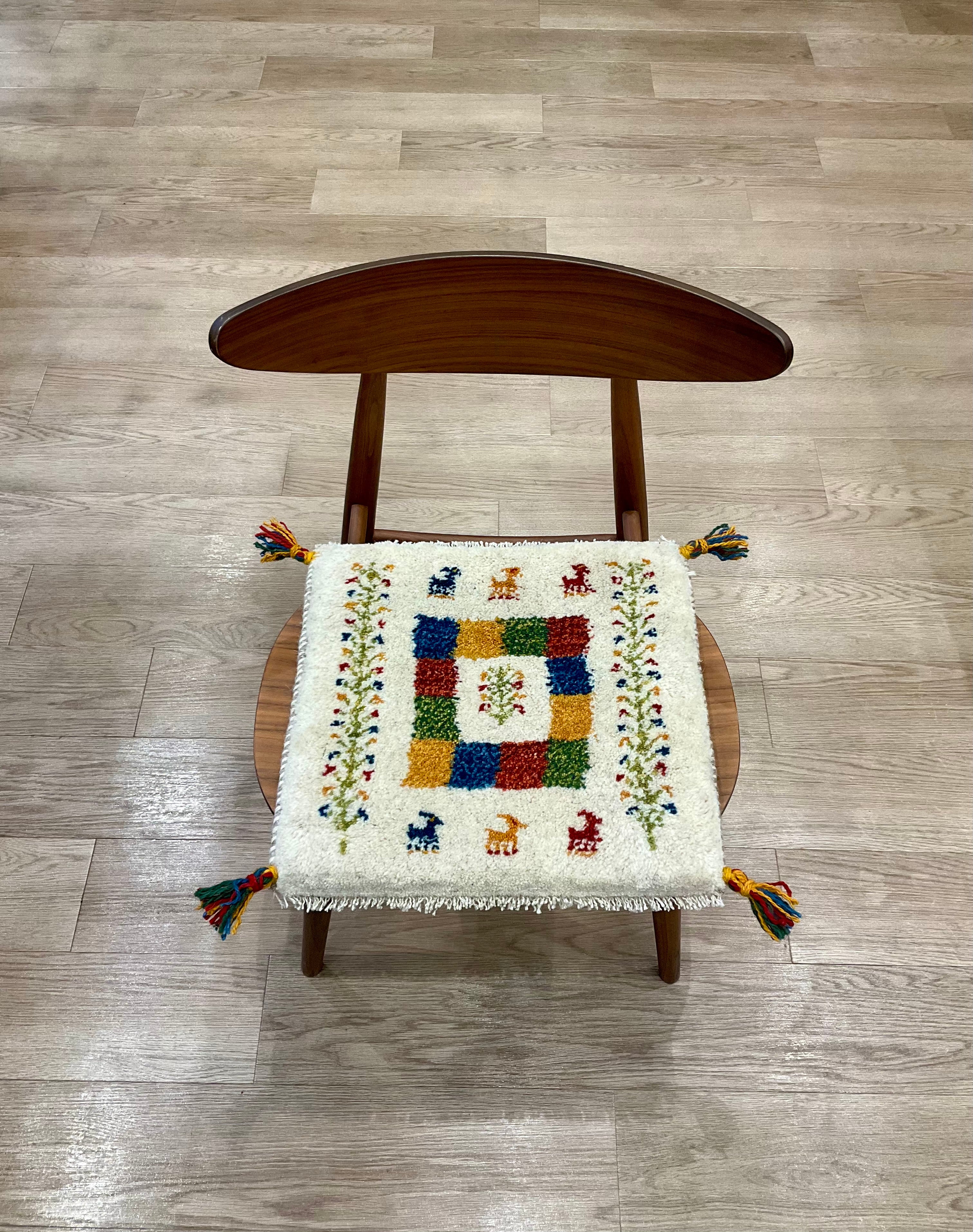 ギャッベ – ペルシャ絨毯専門店 ペルシャンパトリス