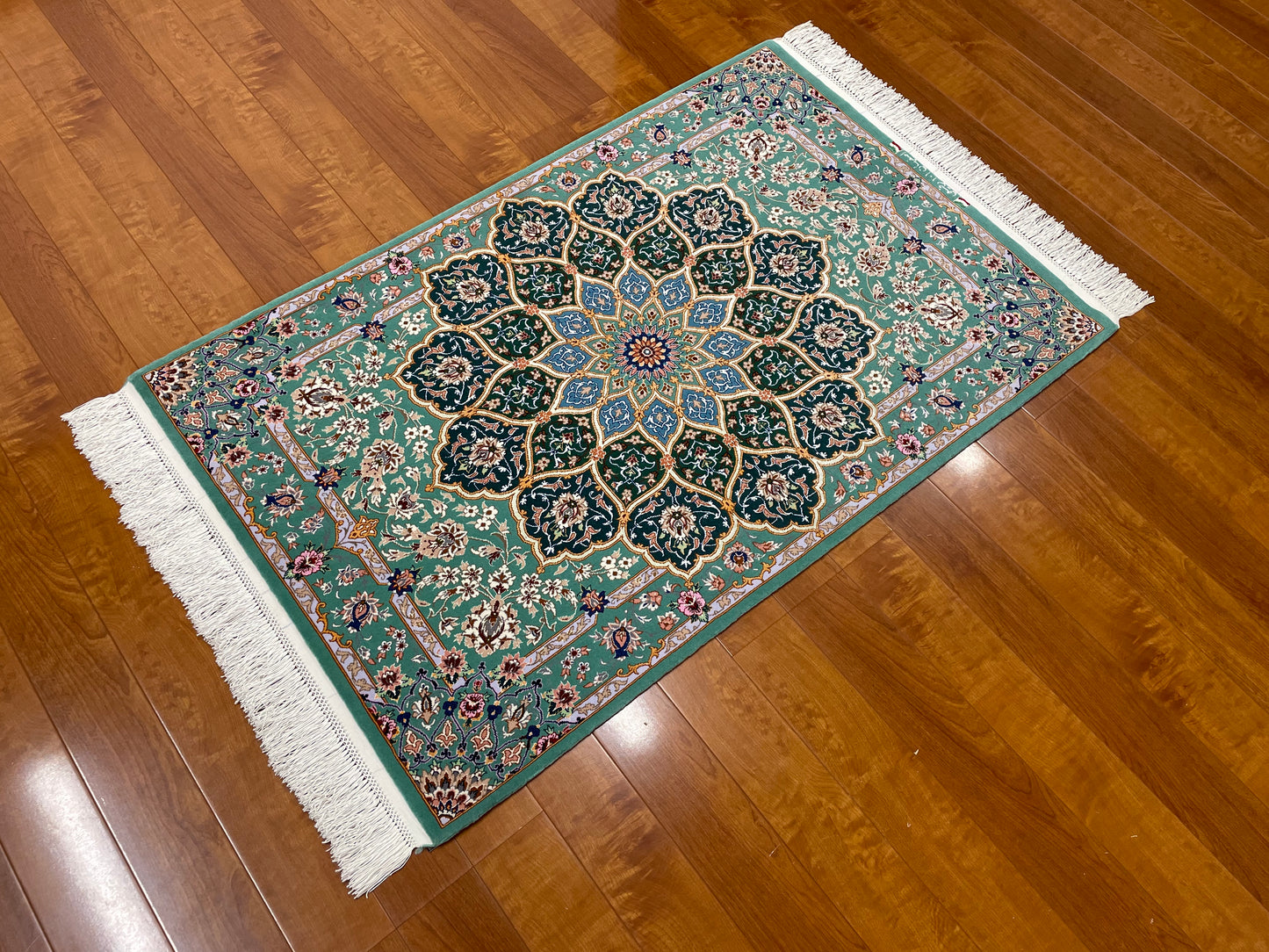 【オンライン限定】イスファハン ラフィーイ工房 126cm x 83cm PS2595
