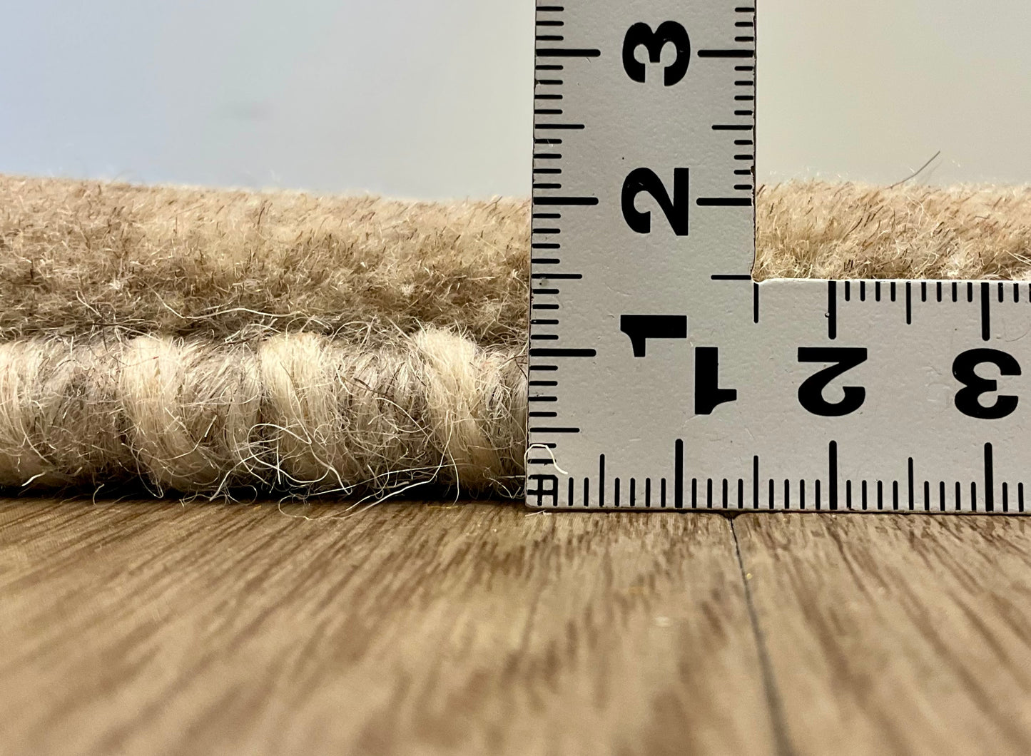 ギャッベ 44cm x 40cm Z1467