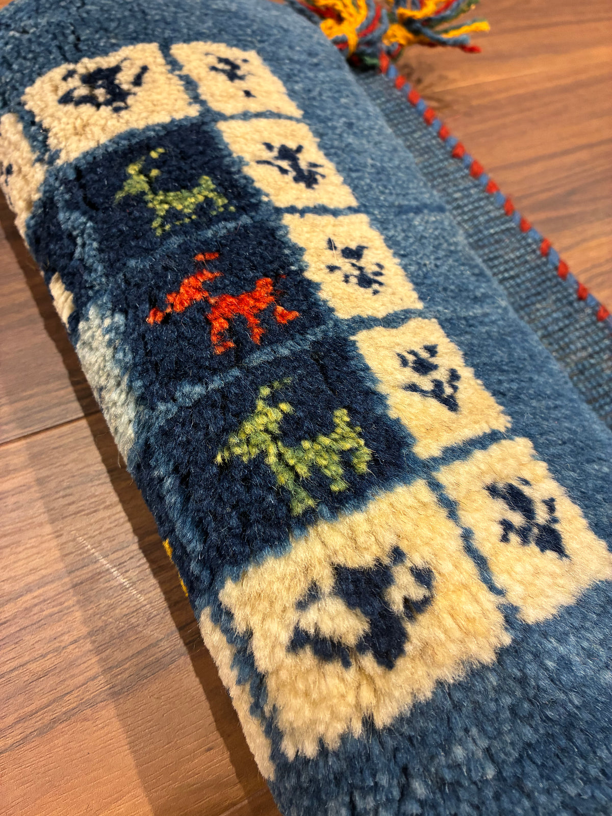 【千葉店】ギャッベ 39cm x 38cm Z3172