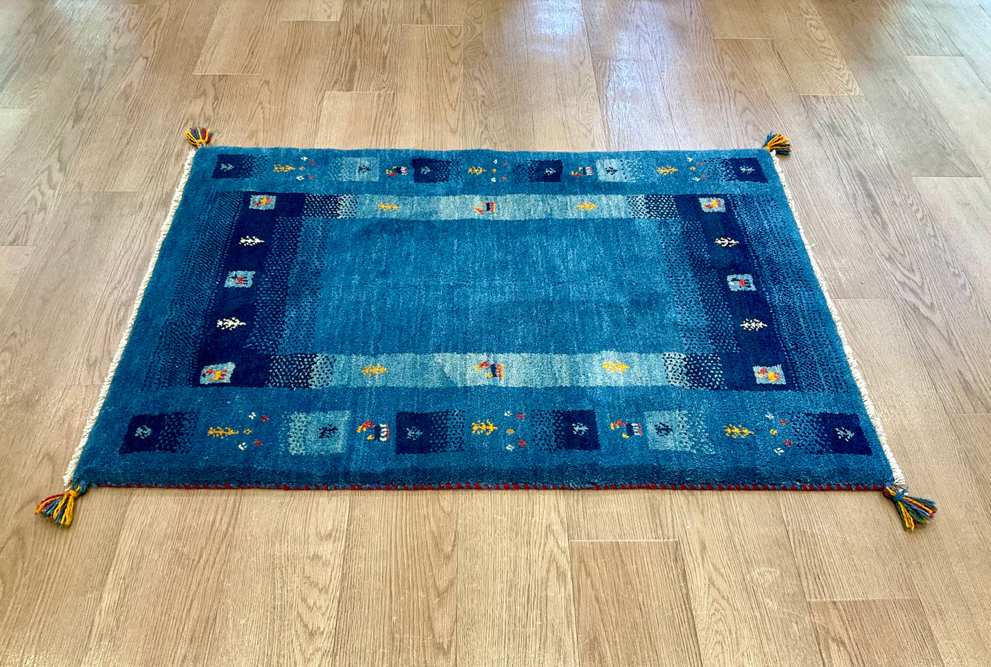 ギャッベ 118cm x 83cm RJ11782