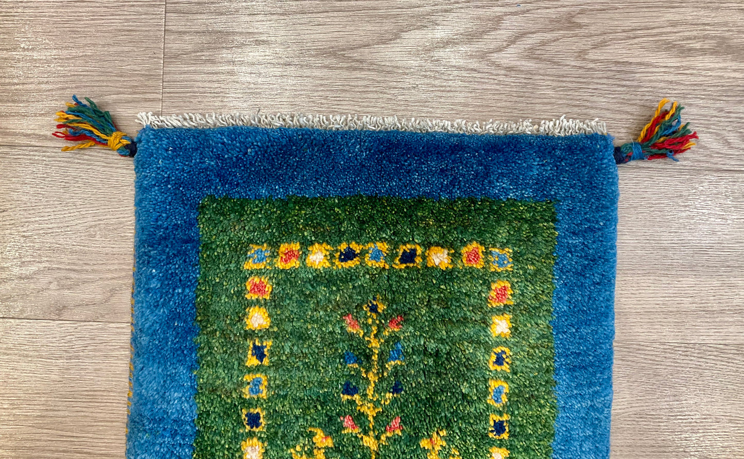 ギャッベ 42cm x 42cm Z786