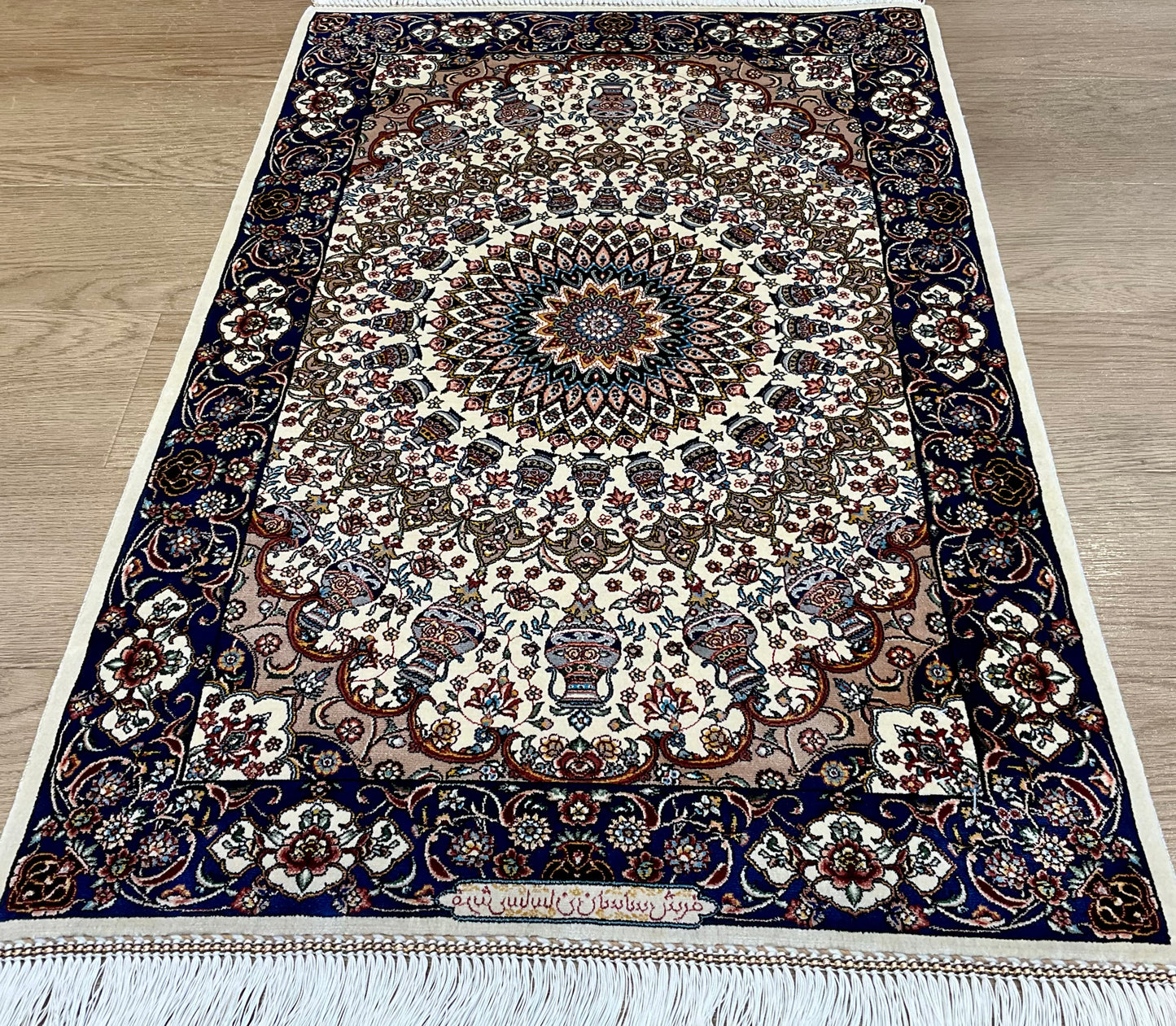 ペルシャンシルク 90cm x 60cm PS10561