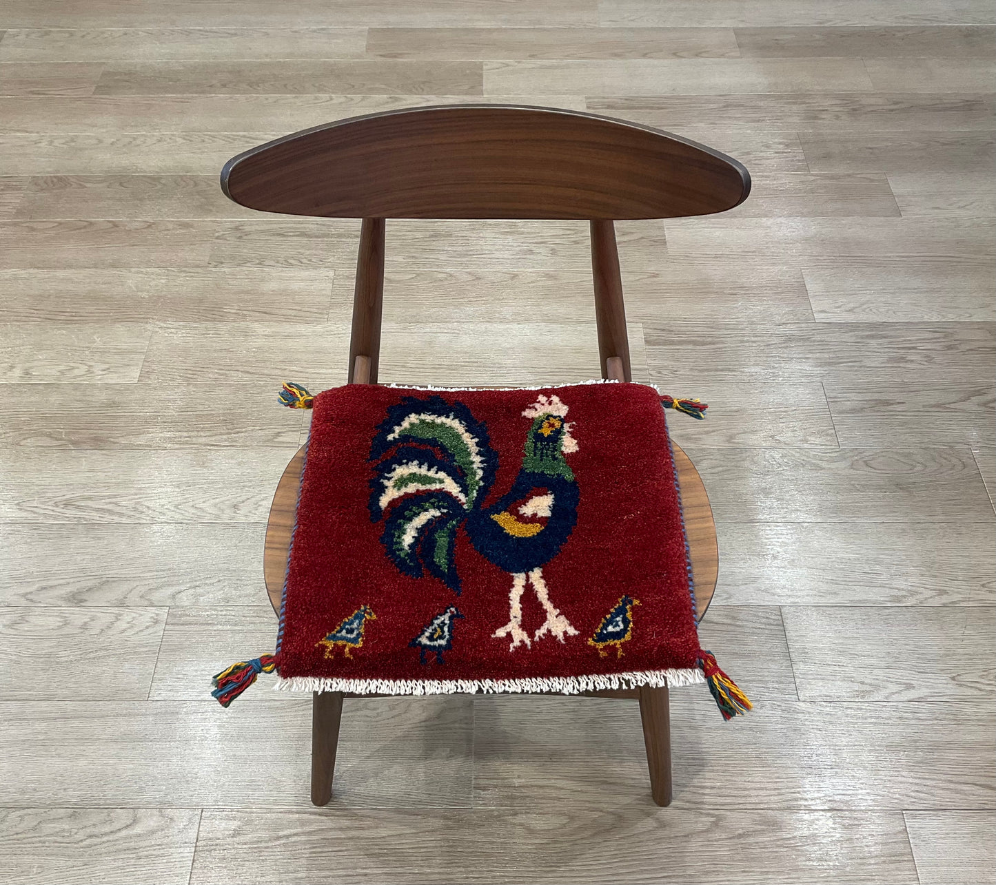 ギャッベ 42cm x 39cm T5227