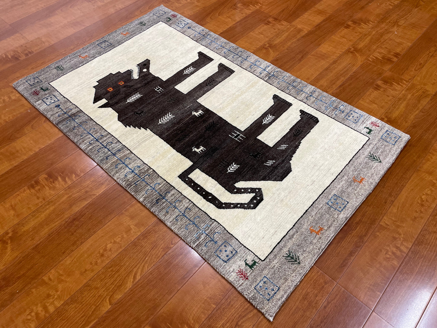 【オンライン限定】カシュクリギャッベ 132cm x 82cm RJ15169