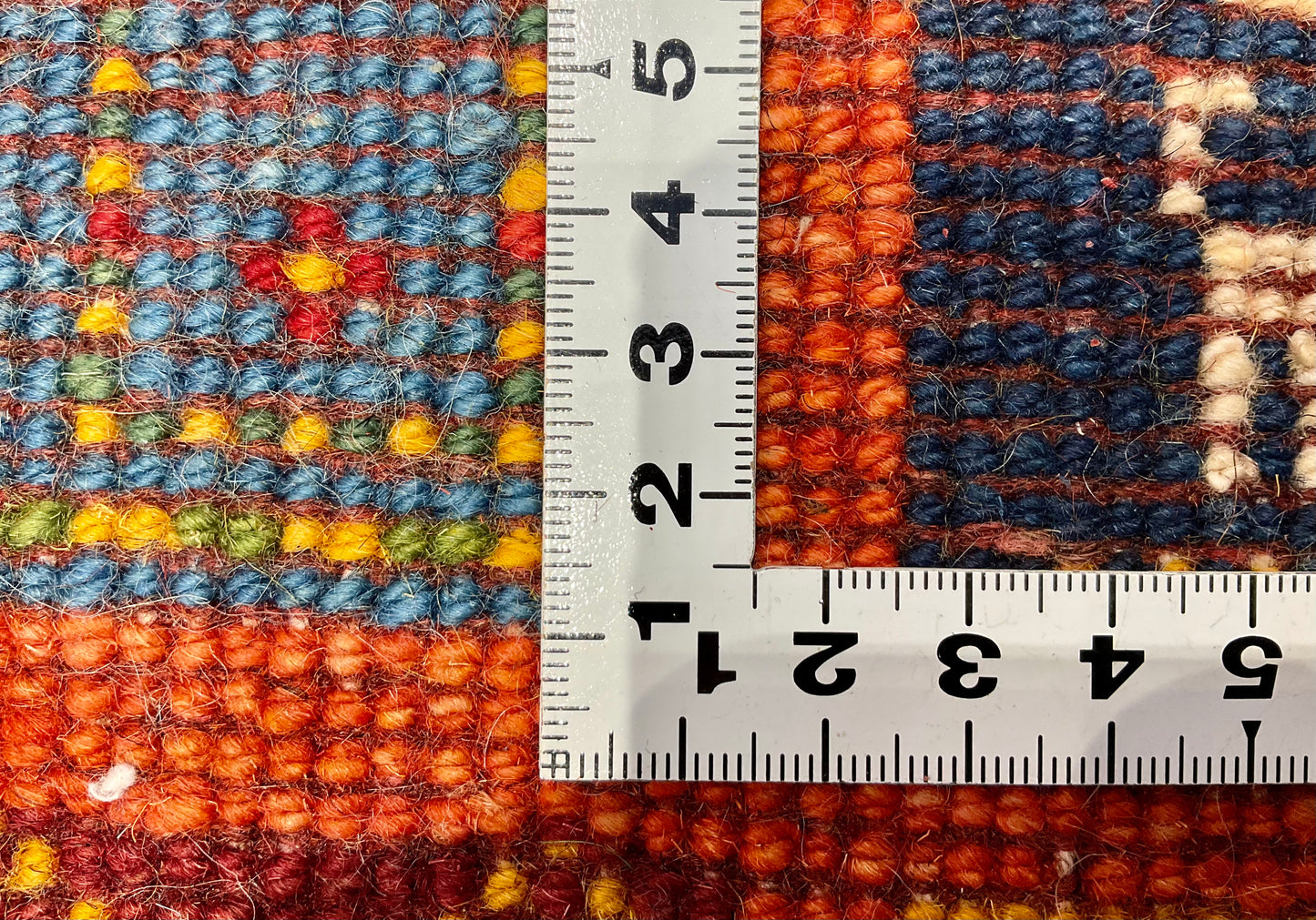 ギャッベ 43cm x 39cm Z471