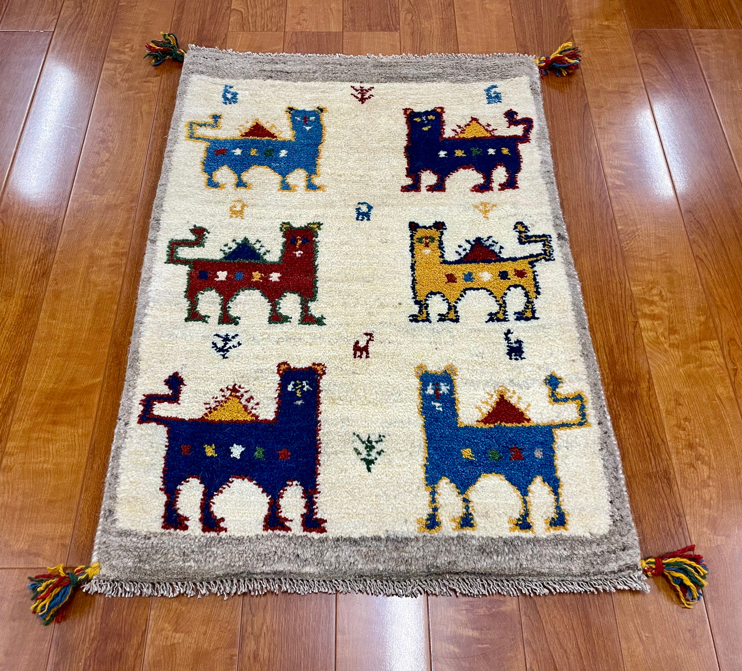 【オンライン限定】ギャッベ 85cm x 62cm RJ13465