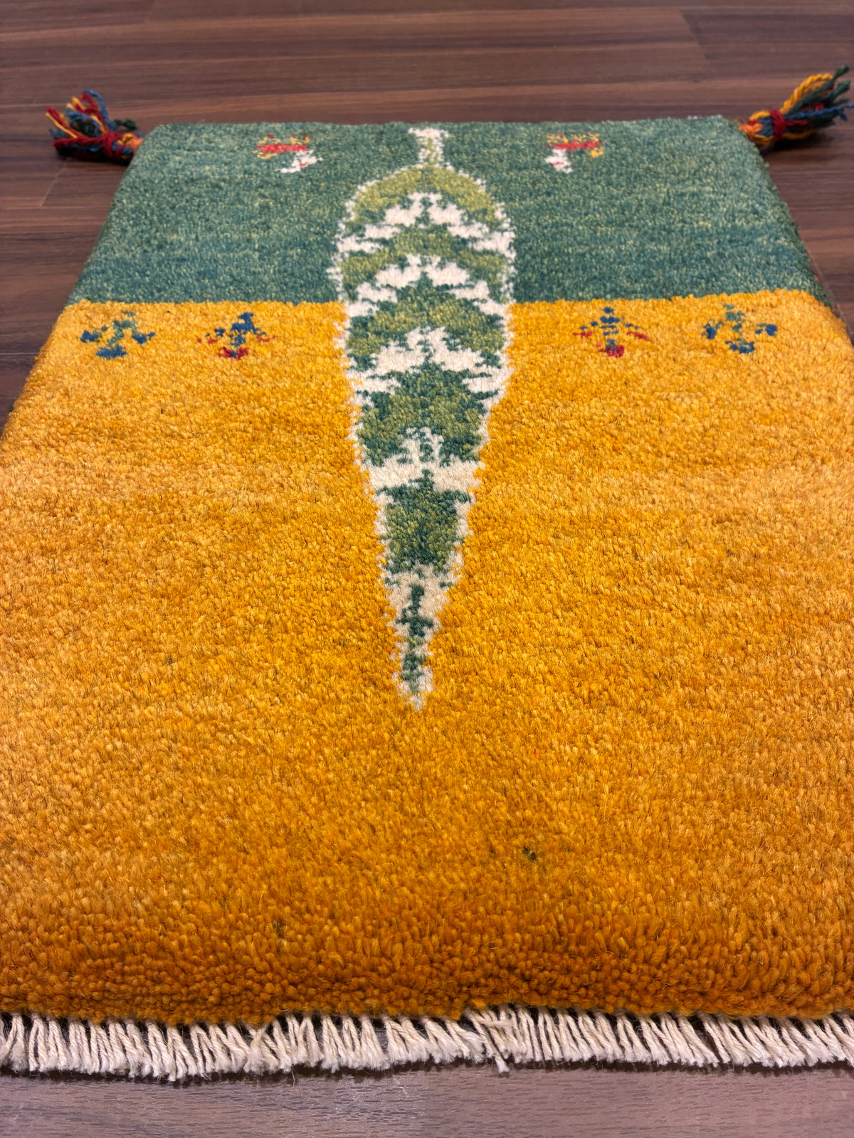 【千葉店】ギャッベ 52cm x 40cm NN20382