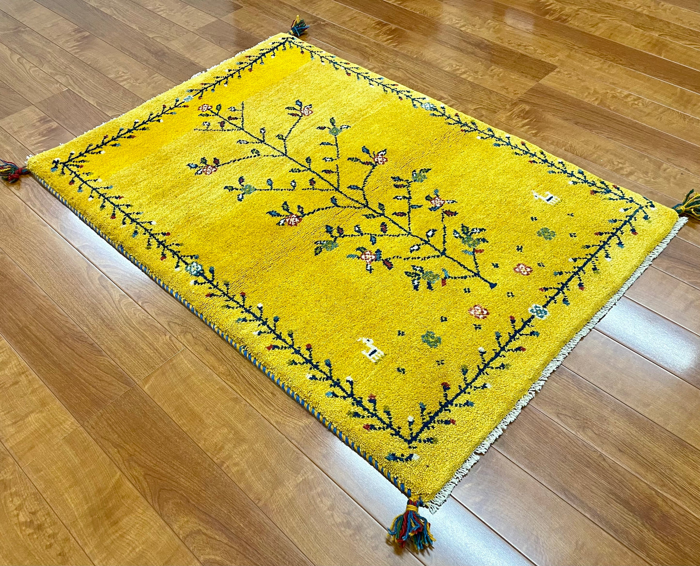 【オンライン限定】ギャッベ 117cm x 83cm RJ11772