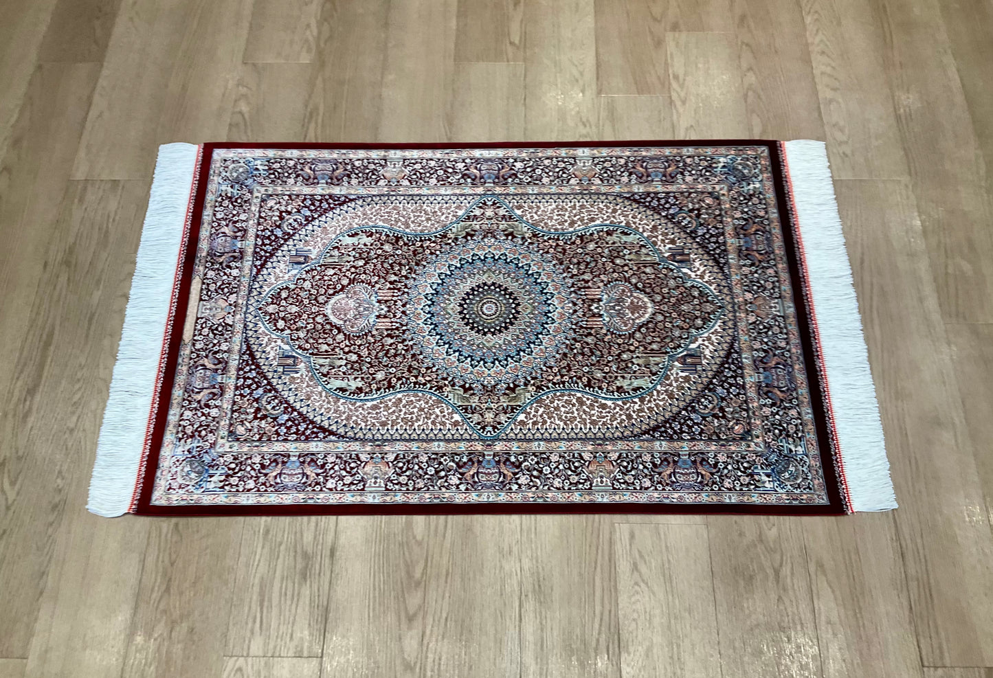 ペルシャンシルク 120cm x 80cm PS9452