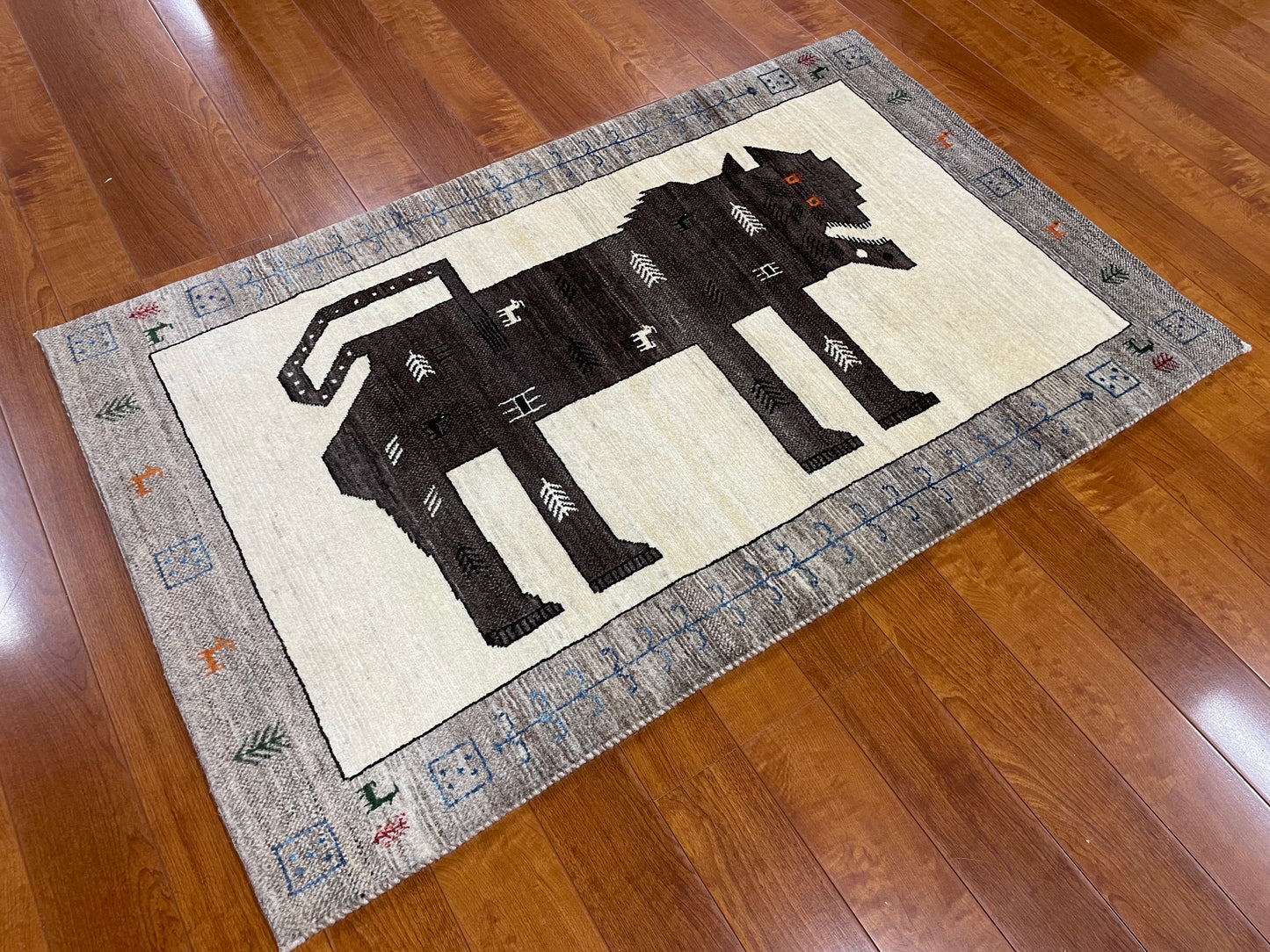 【オンライン限定】カシュクリギャッベ 132cm x 82cm RJ15169