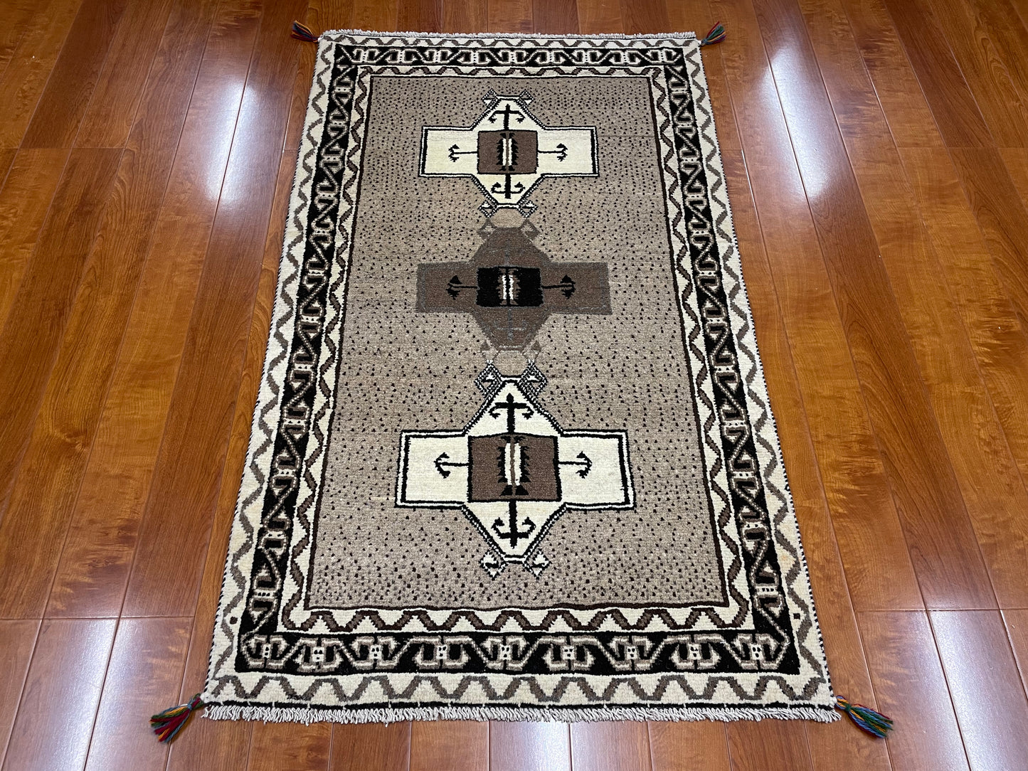 【オンライン限定】ギャッベ アマレバフト 140cm x 82cm RJ12418