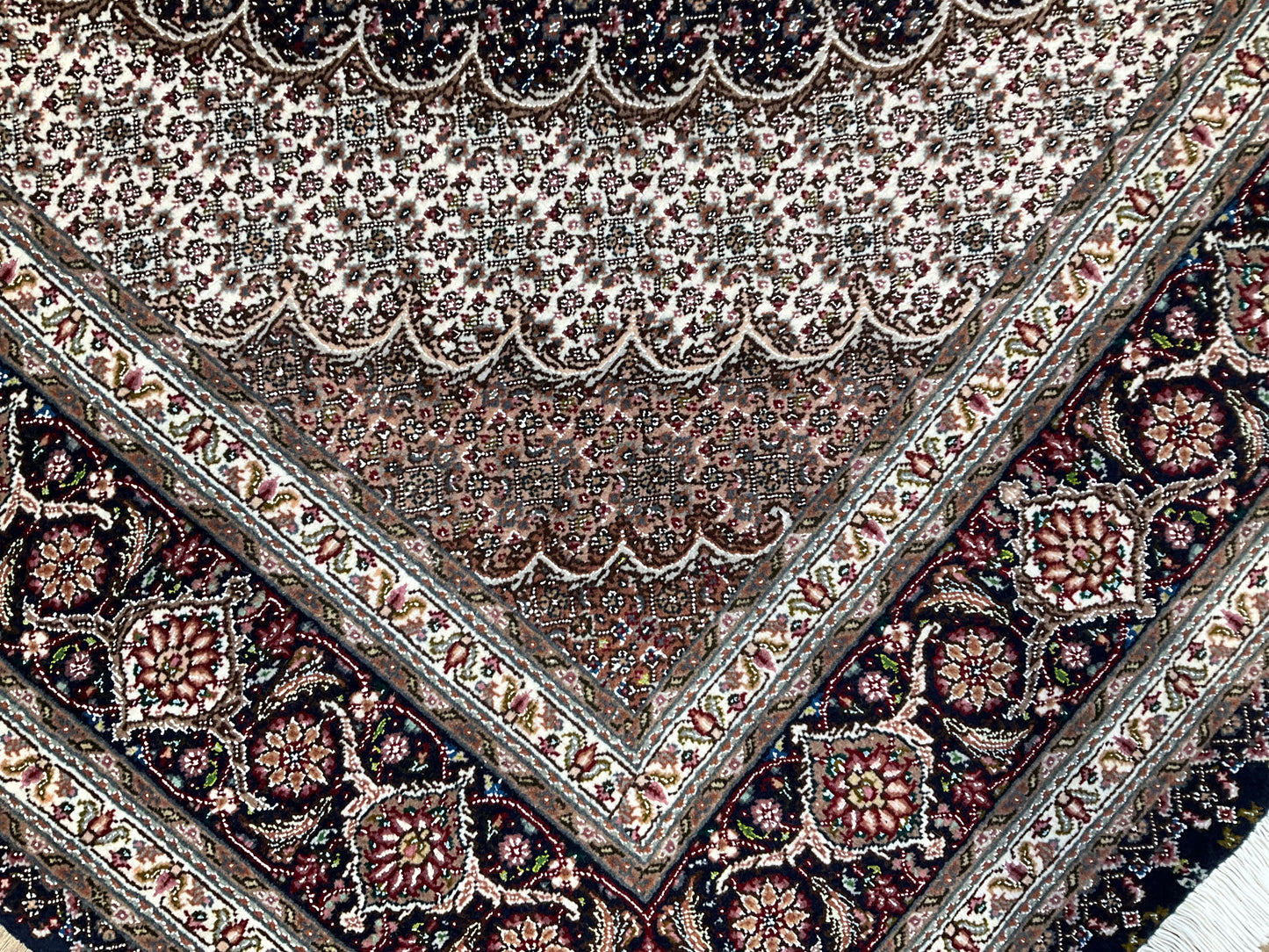 タブリーズ  アブドラーヒ工房 200cm x 155cm PS2569