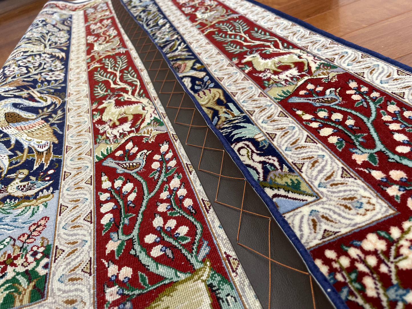 【オンライン限定】イスファハン バーネイ工房 140cm x 87cm A22627