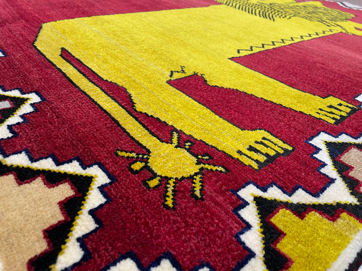 【オンライン限定】シラーズ 152cm x 98cm RJ996