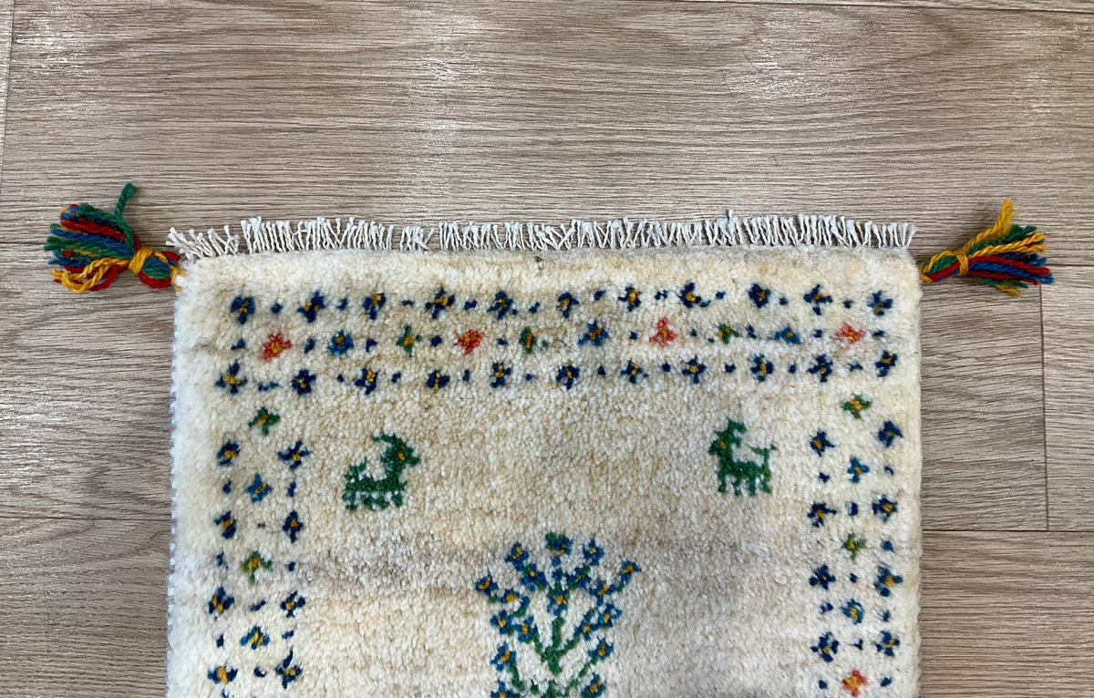 【福岡店】ギャッベ 41cm x 38cm Z3696