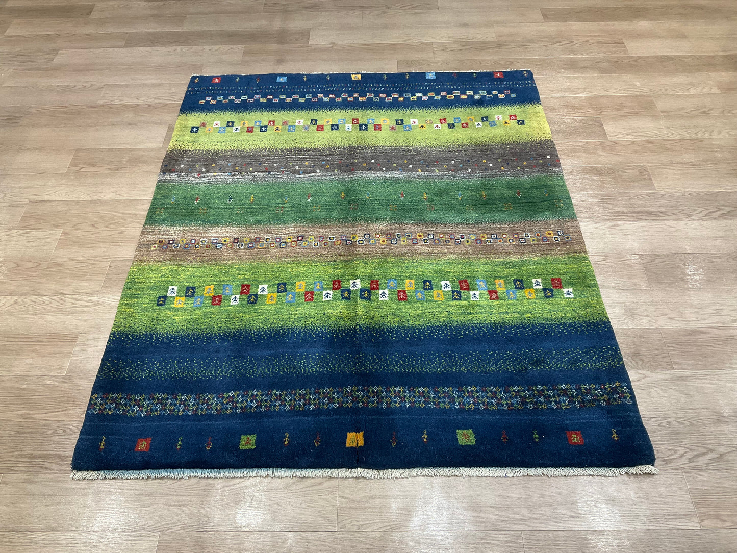 ギャッベ  187cm x 158cm RJ10111