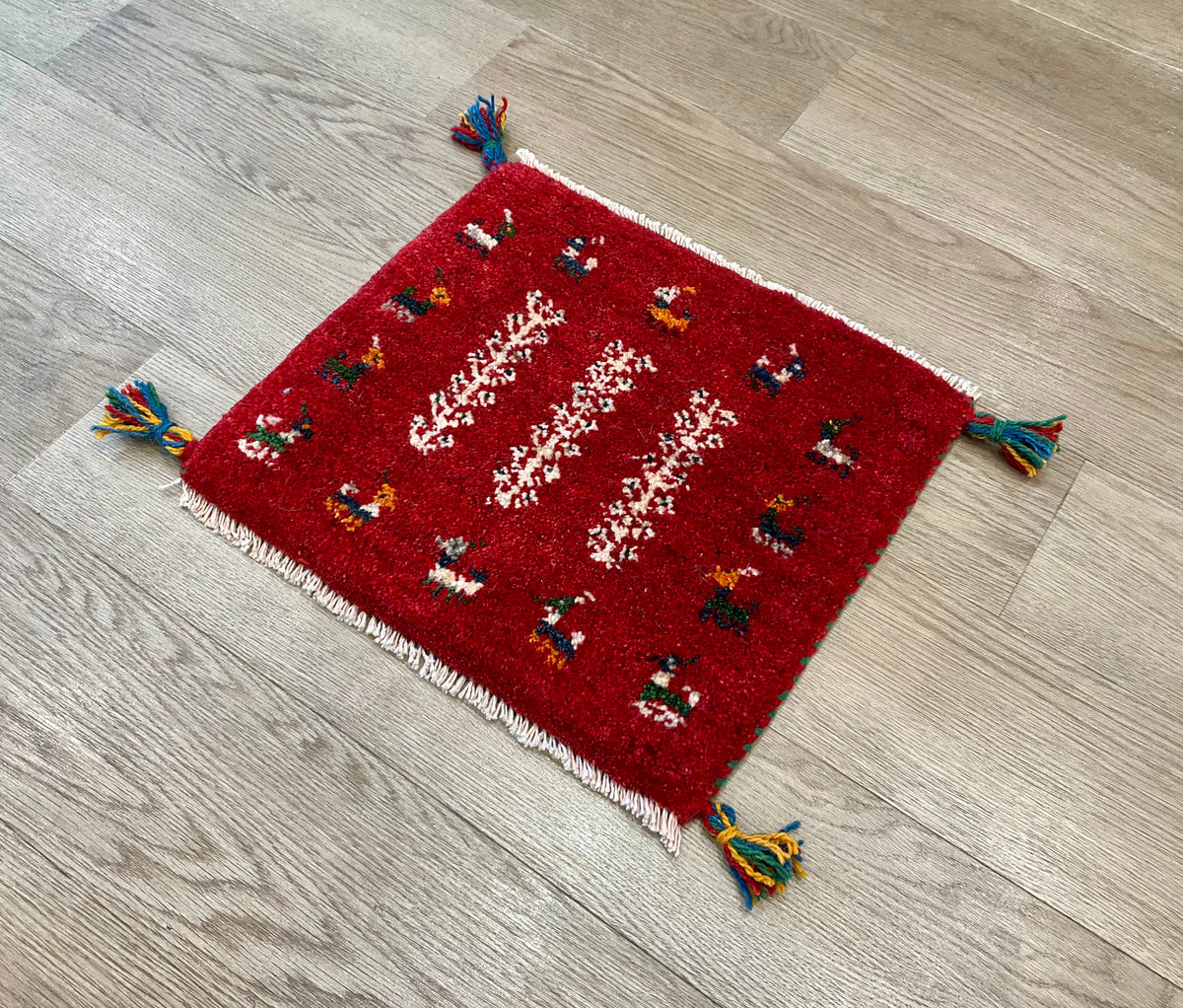 【福岡店】ギャッベ 43cm x 39cm Z3359
