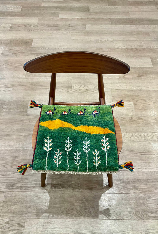 【福岡店】ギャッベ 43cm x 40cm Z3040