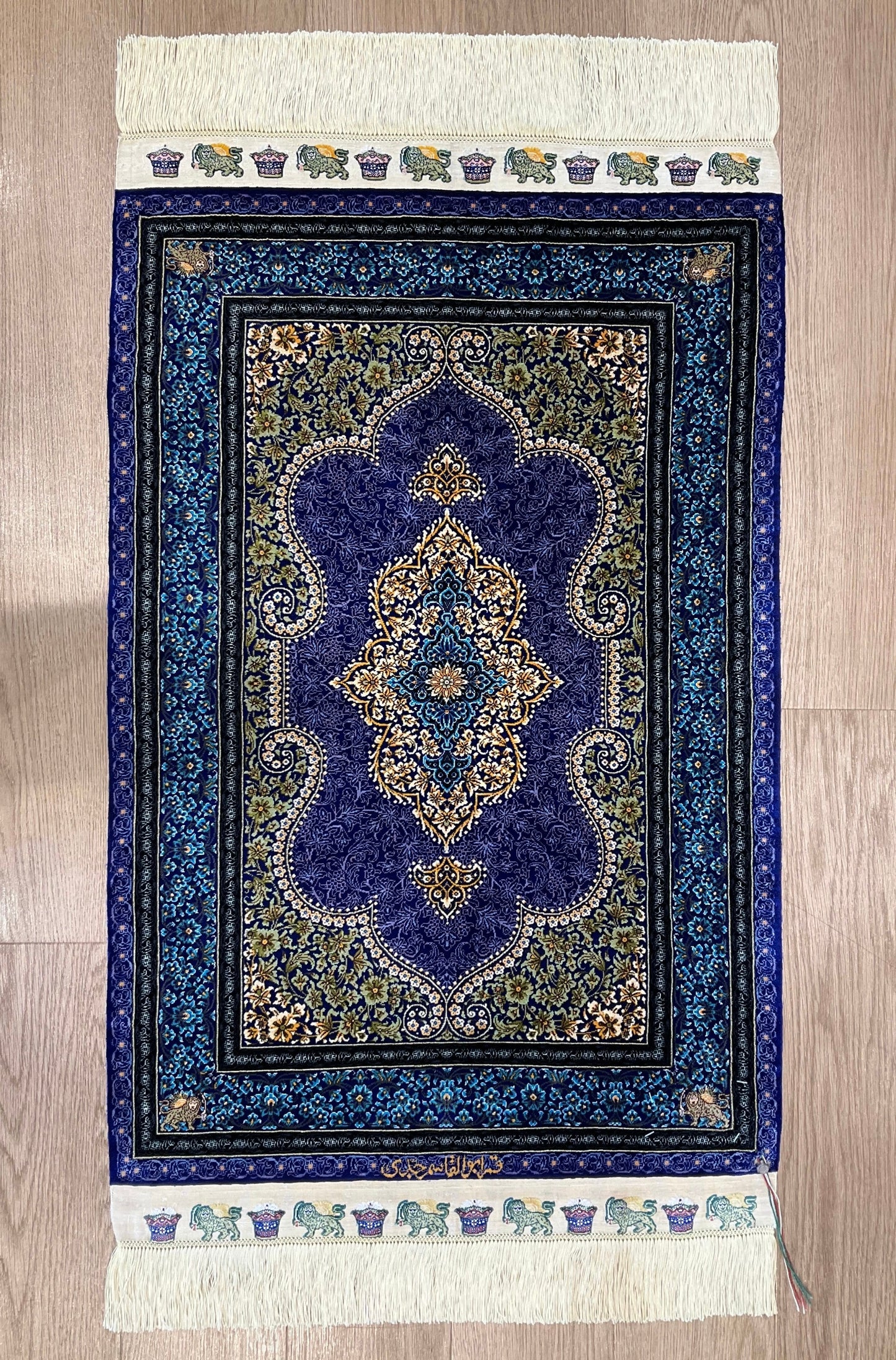 クム ジェッディ工房 93cm x 63cm  PS5714