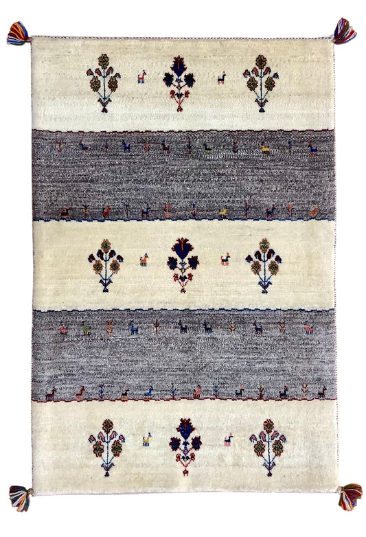 【オンライン限定】カシュクリギャッベ  126cm x 84cm RJ3704