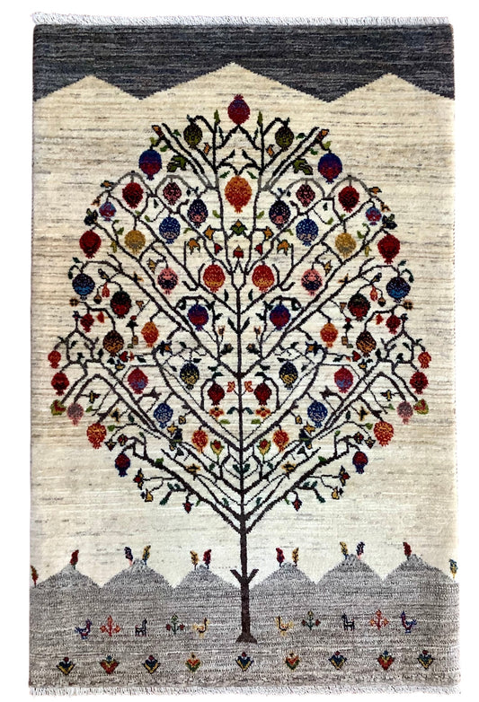 【オンライン限定】カシュクリギャッベ  130cm x 84cm RJ10216