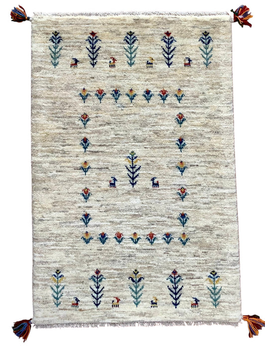 【オンライン限定】カシュクリギャッベ 98cm x 64cm RJ3097