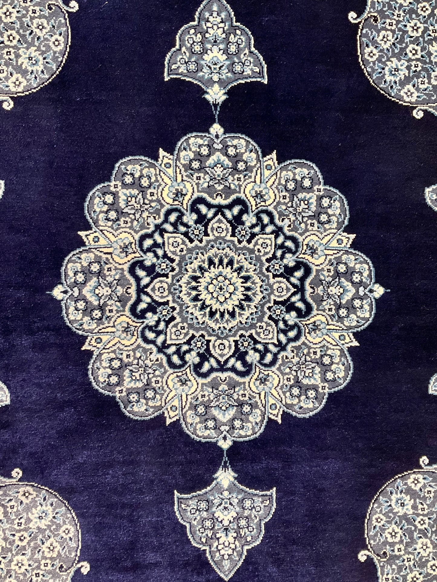 クム タバタバイ工房 90cm x 60cm NT3953