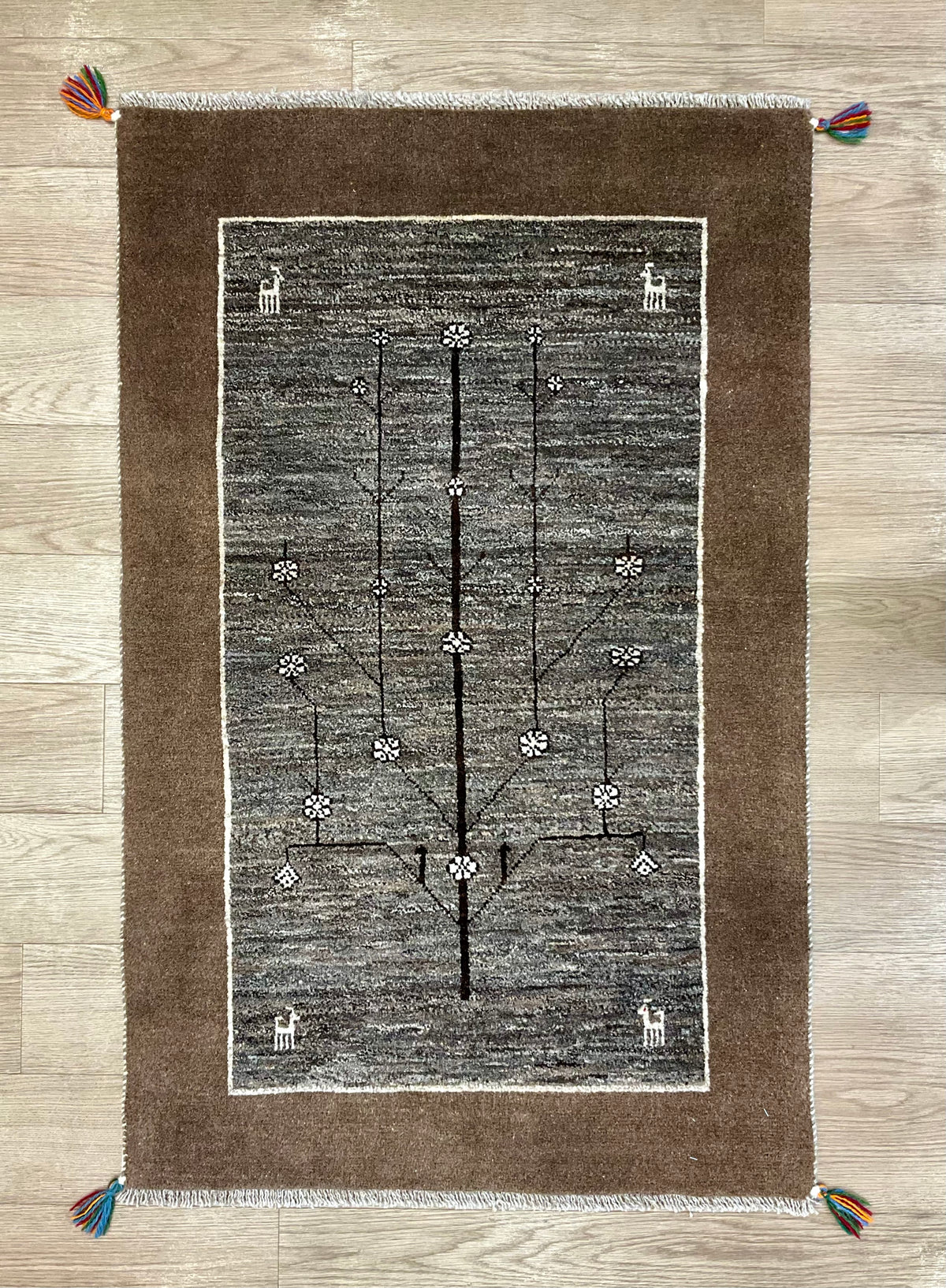 【福岡店】ギャッベ アマレバフト 128cm x 80cm RJ12419