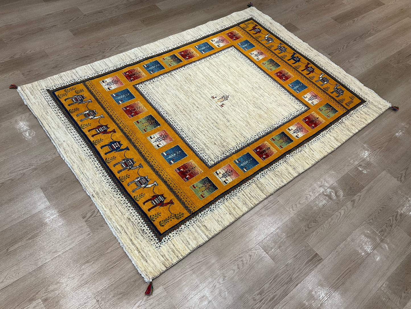カシュクリ 246cm x 175cm RJ3126