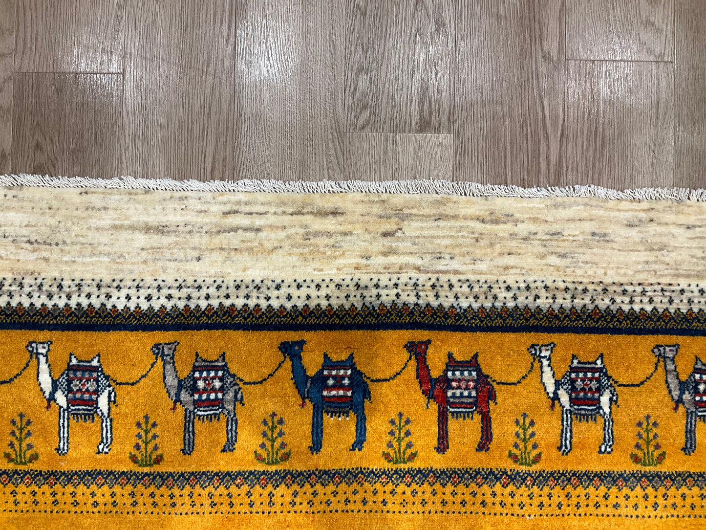 カシュクリ 246cm x 175cm RJ3126