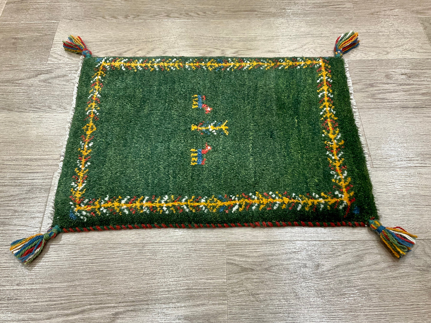 ギャッベ 59cm x 44cm NN14923