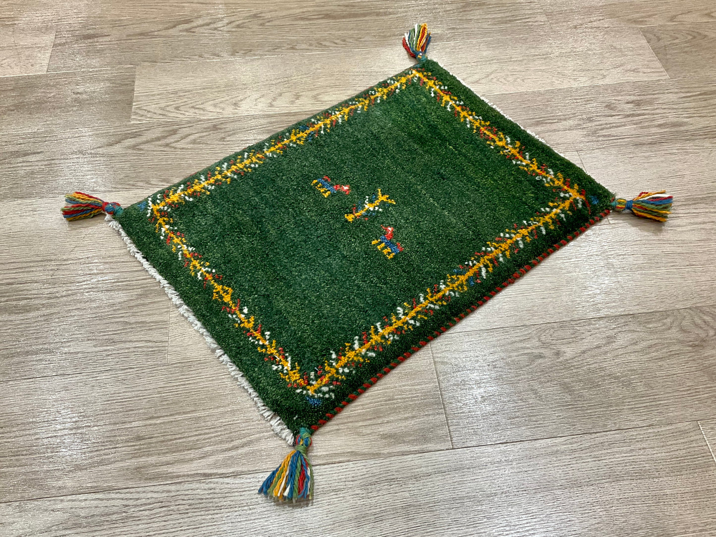 ギャッベ 59cm x 44cm NN14923