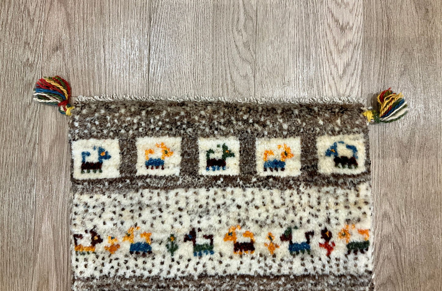 ギャッベ 58cm x 42cm NN17520