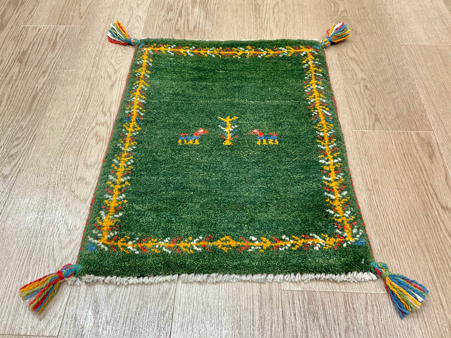 ギャッベ 59cm x 44cm NN14923
