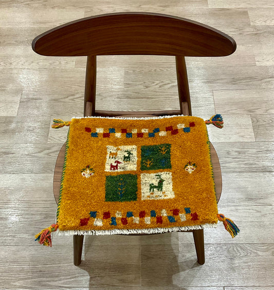 ギャッベ 43cm x 38cm AJ27047